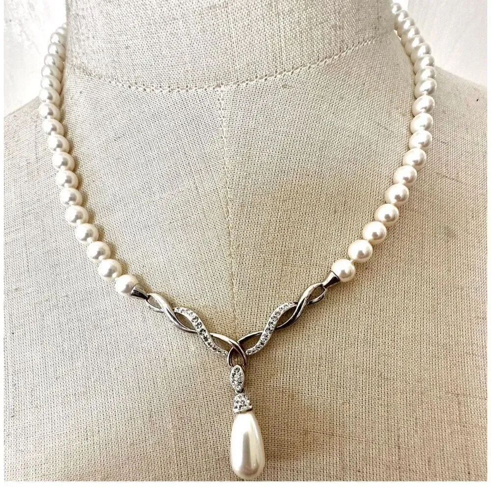 Faux pearl silver tone teardrop pendant necklace